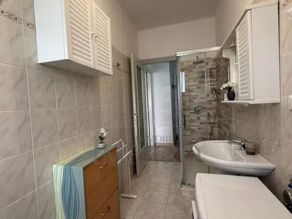 Bilocale via Vico Pescatori 1, Ventimiglia