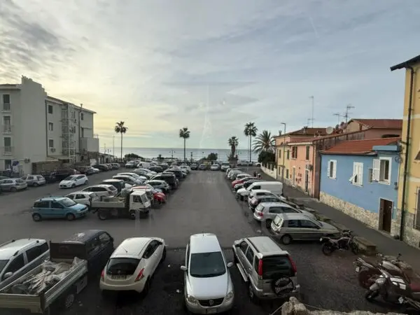 Bilocale via Vico Pescatori 1, Ventimiglia