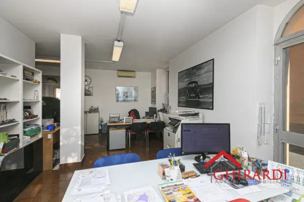 Show Room 5, Prà, Genova