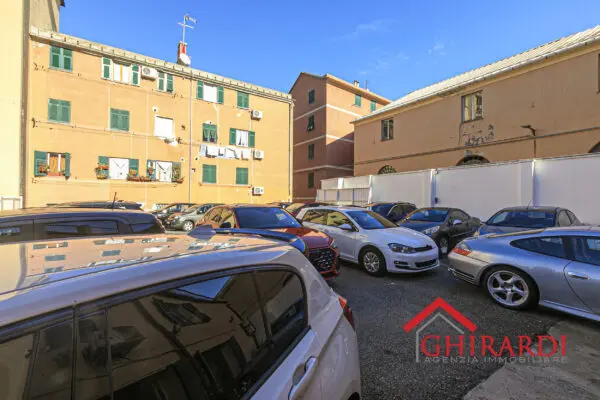 Show Room 5, Prà, Genova