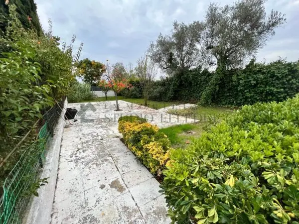 Villa via Fanelli 230 g, Bari