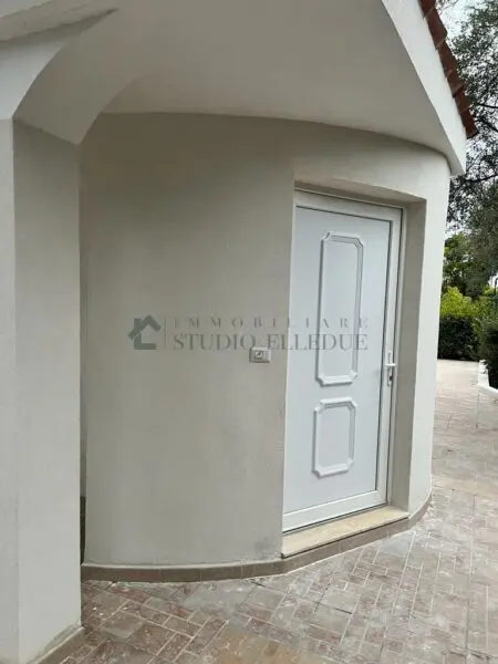 Villa via Fanelli 230 g, Bari