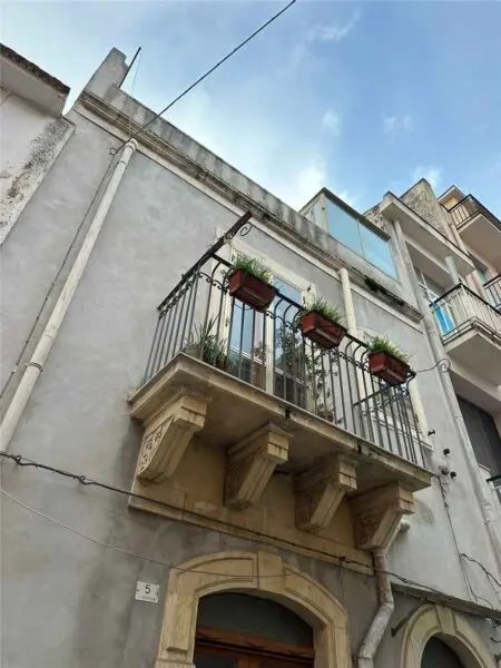 Casa Indipendente via Genoa, Sortino