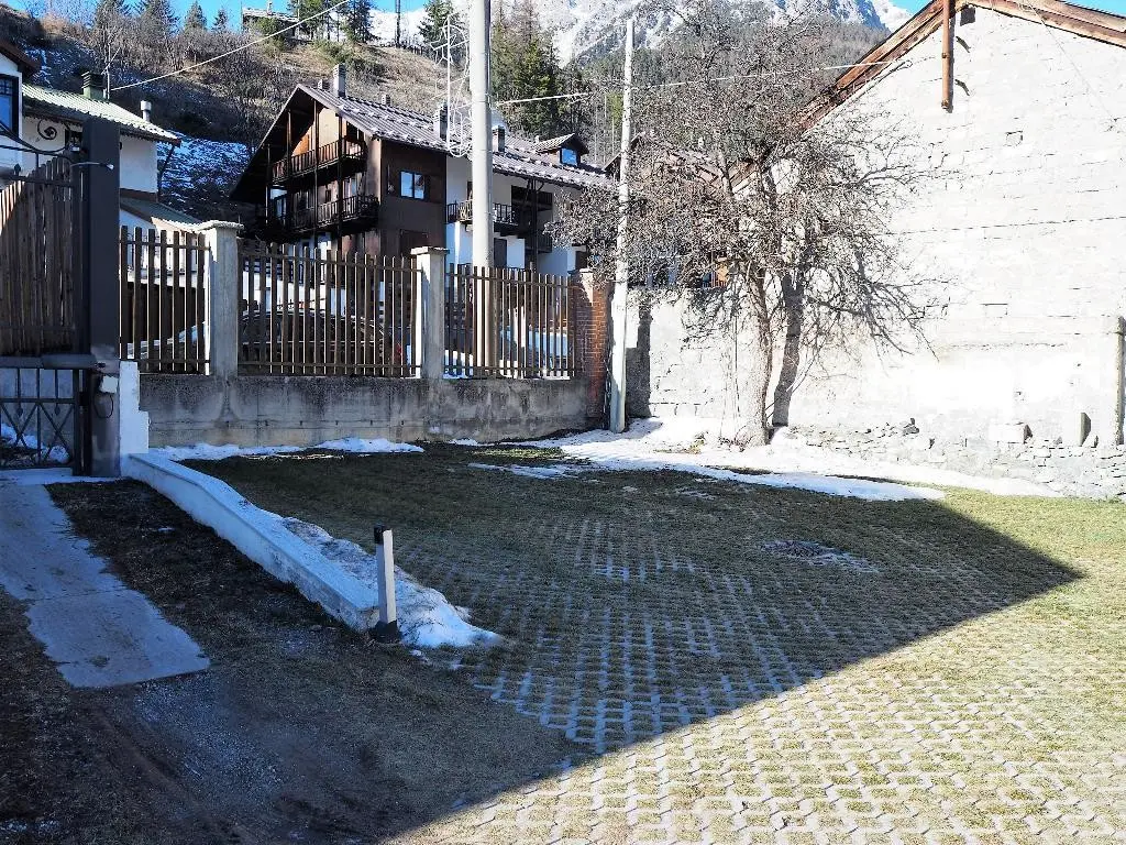Immagine per Appartamento in affitto a Cesana Torinese Via Bouvier 15