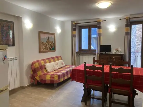 Appartamento piazza Europa, Cesana Torinese