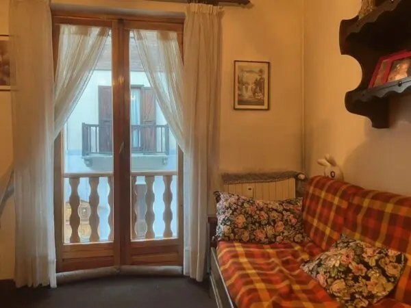 Appartamento via Roma, Cesana Torinese