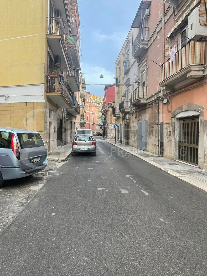 Immagine per Box - Posto auto in vendita a Barletta via Capua