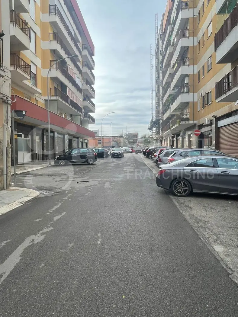Immagine per Box - Posto auto in vendita a Barletta via Capua