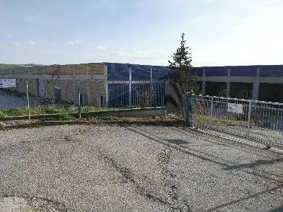 Capannone strada Statale 80, Giulianova