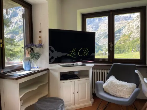Trilocale strada Del Villair 22, Courmayeur