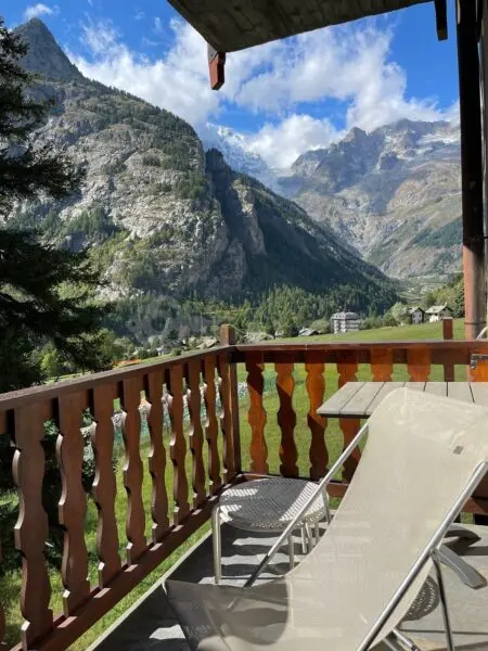 Trilocale strada Del Villair 22, Courmayeur
