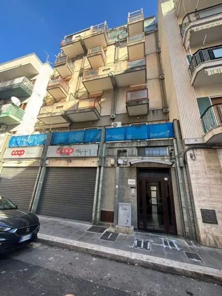Bilocale via Michele Mirenghi 43, Bari