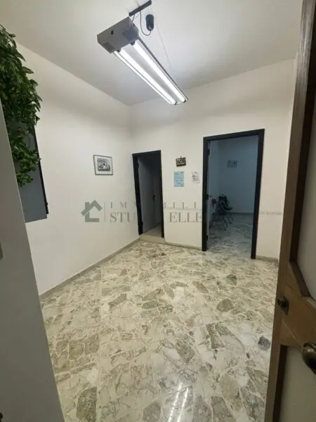 Bilocale via Michele Mirenghi 43, Bari