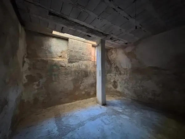 Magazzino via Ammiraglio Vacca 29, Bitonto