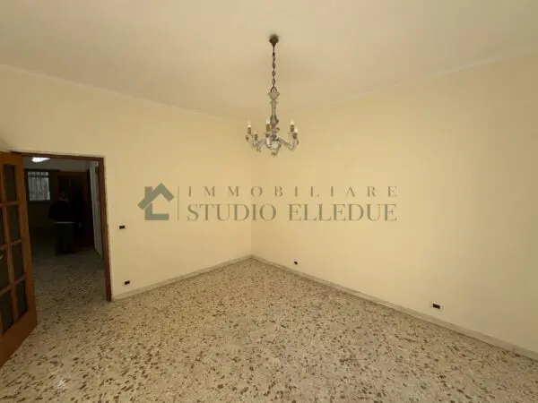 Trilocale via Nicolai 395, Bari