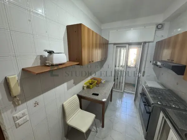 Trilocale via Nicolai 395, Bari