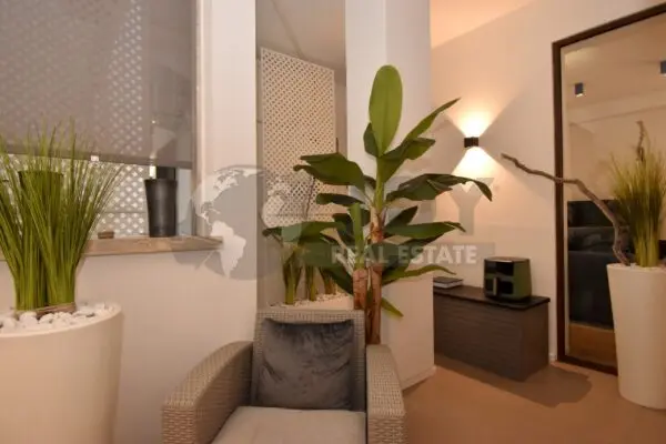 Monolocale 69, Lecce