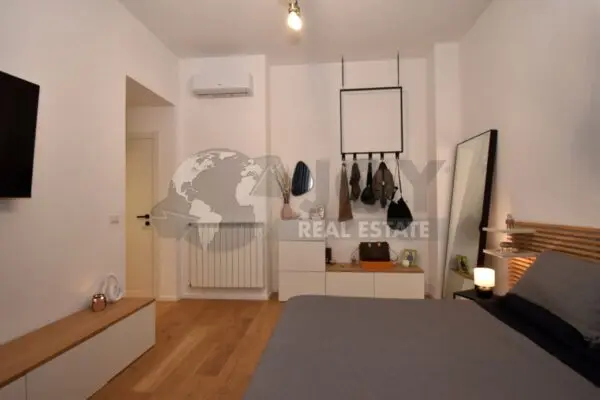 Monolocale 69, Lecce