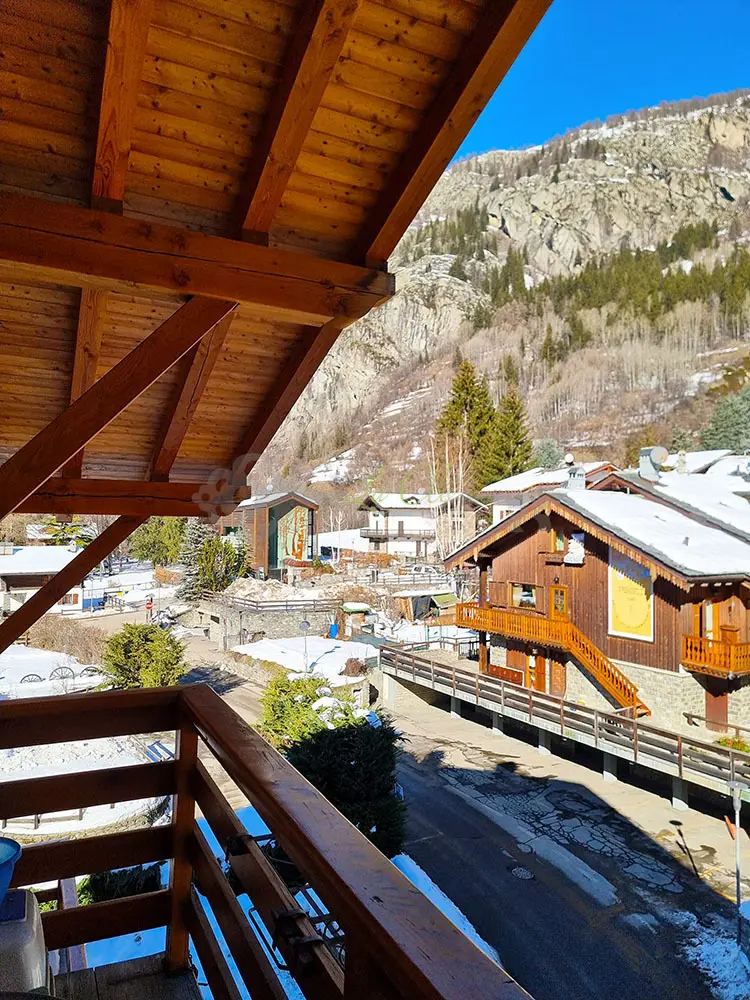 Immagine per Trilocale in affitto a Courmayeur strada Plan Gorret