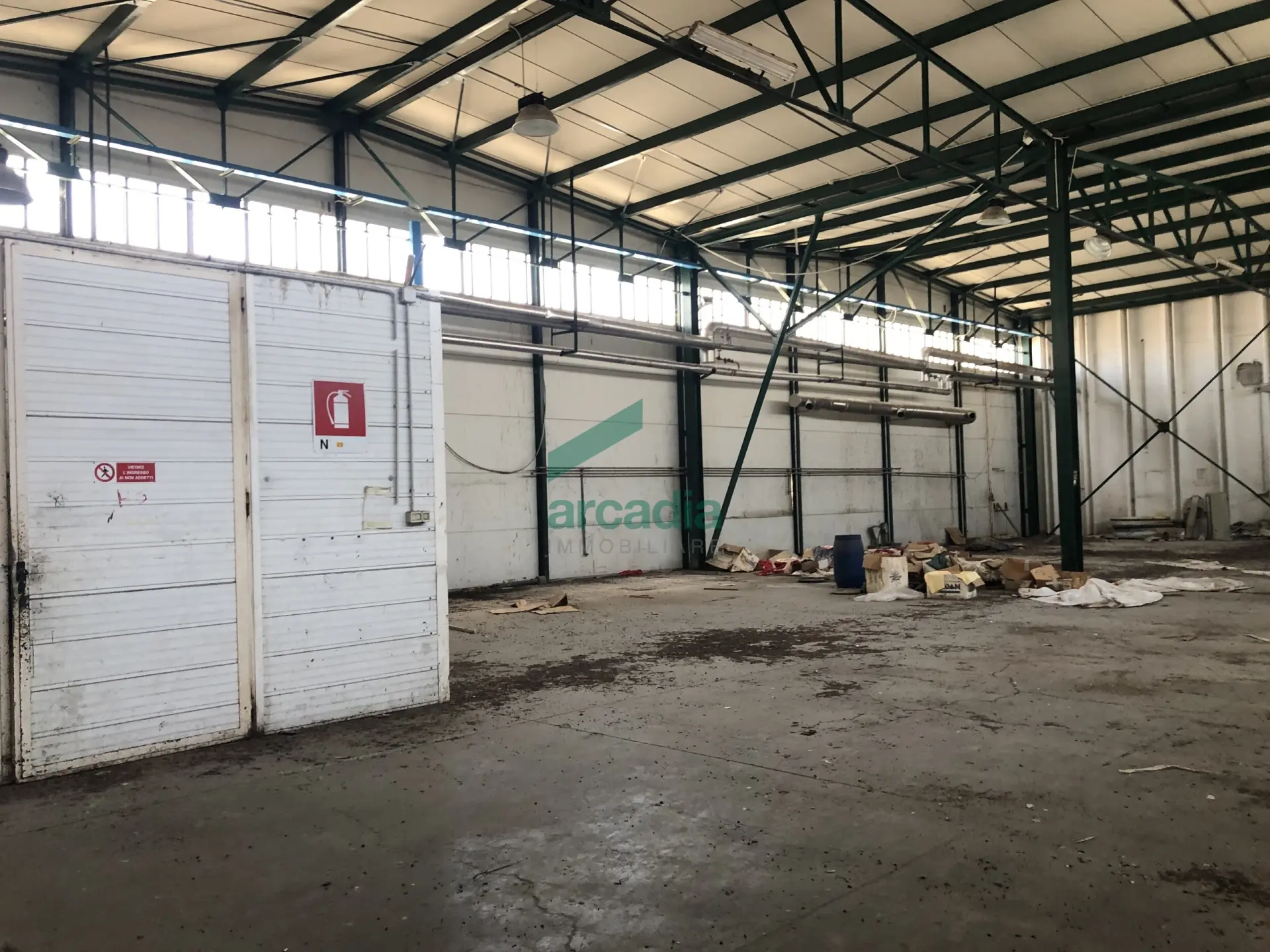 Immagine per Industriale in affitto a Modugno via Sp 231