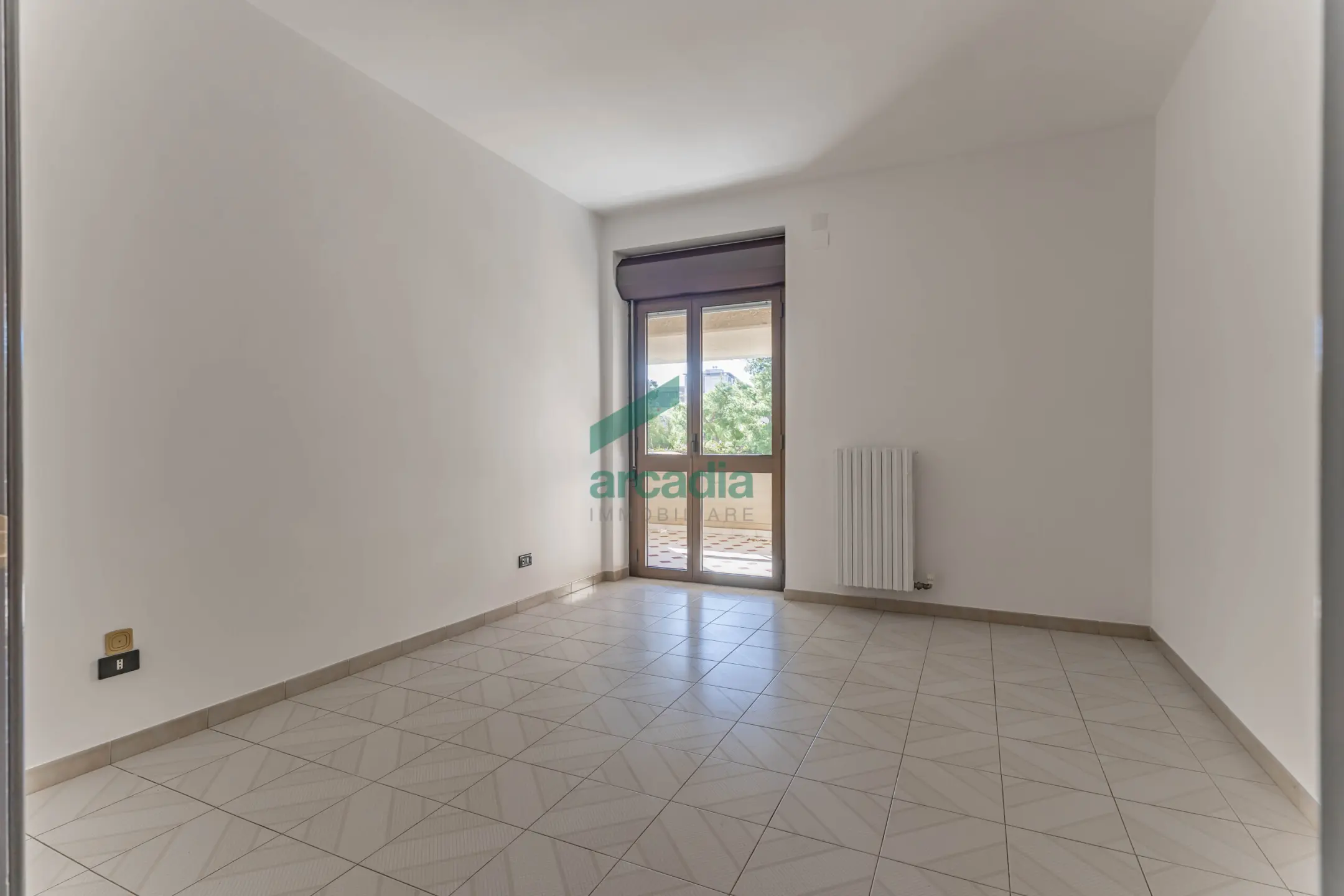 Immagine per Area verde in vendita a Bari via Camillo Rosalba 49