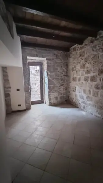 Villa Trifamiliare Ascoli Piceno
