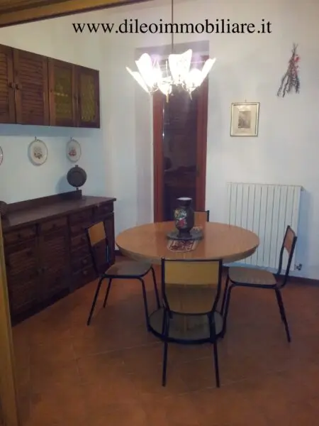 Villa Trifamiliare via Contrada Rocchetta 13, Castorano