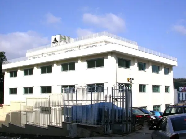 Palazzo - Stabile via Calata Capodichino, Napoli