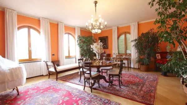 Villa via Dei Cotani 211, Lucca