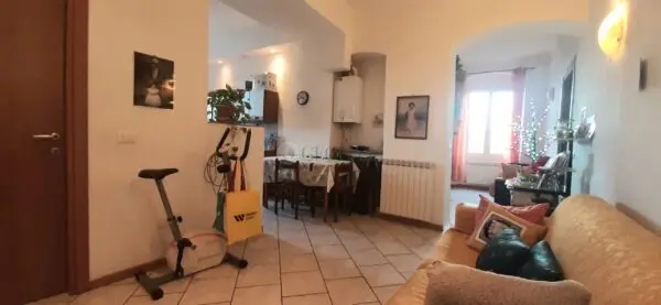 Monolocale via Buonviaggio 40, La Spezia