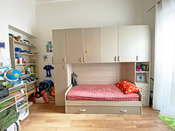 Appartamento via Cristoforo Colombo 25, Brindisi