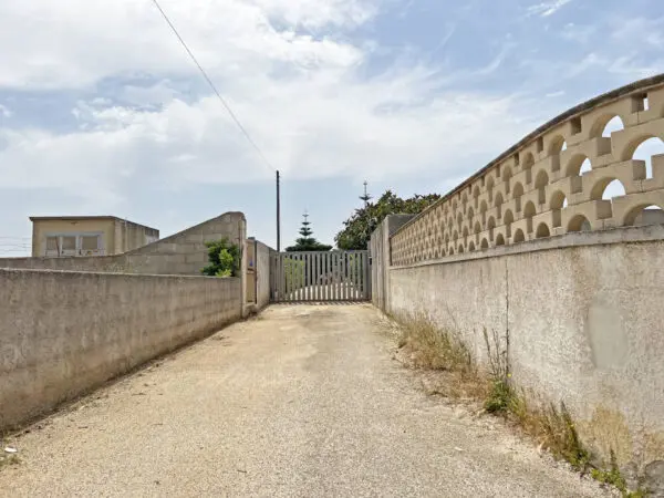 Villa via Ulisse 14, Brindisi