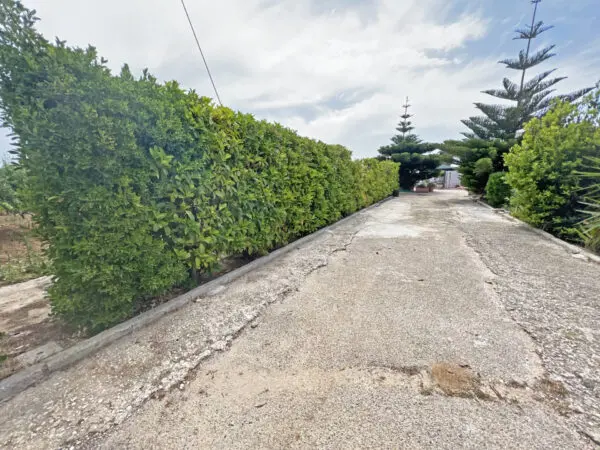 Villa via Ulisse 14, Brindisi