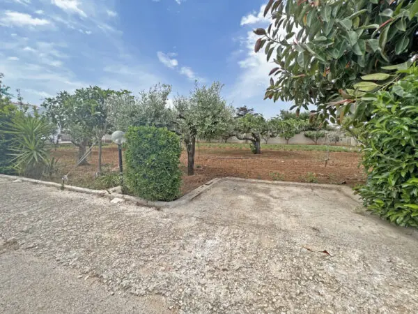 Villa via Ulisse 14, Brindisi