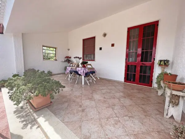 Villa via Ulisse 14, Brindisi