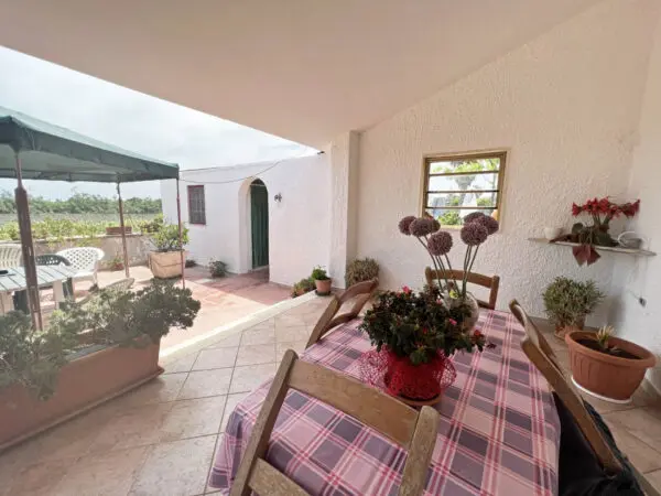 Villa via Ulisse 14, Brindisi