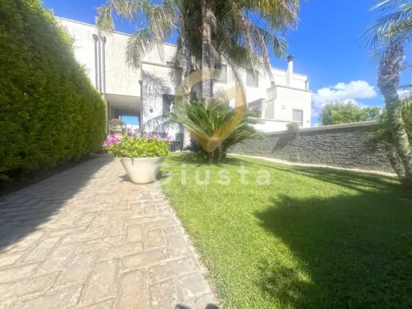 Villa via Madrid 20, Brindisi