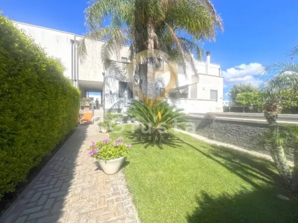 Villa via Madrid 20, Brindisi