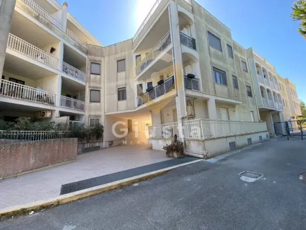 Appartamento via Materdomini 12, Brindisi