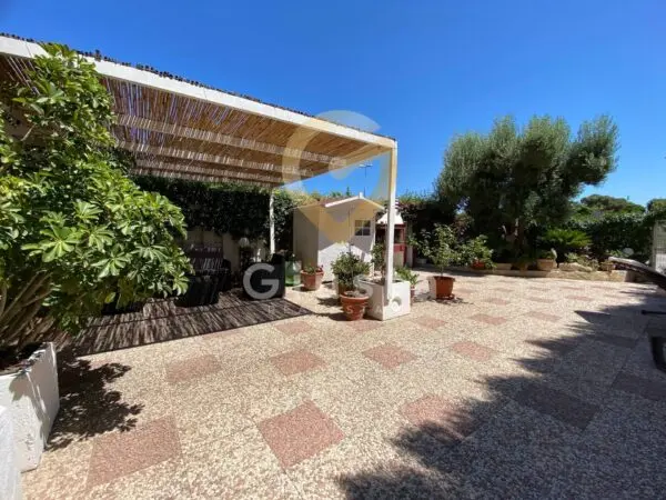 Appartamento via Materdomini 12, Brindisi