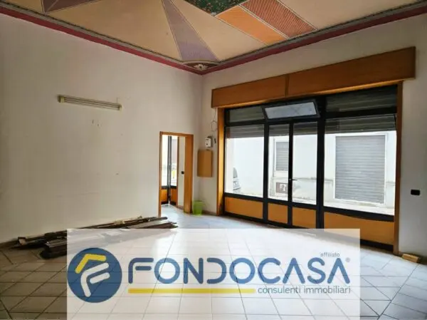 Stabile/Palazzo via Taranto 8, Campi Salentina