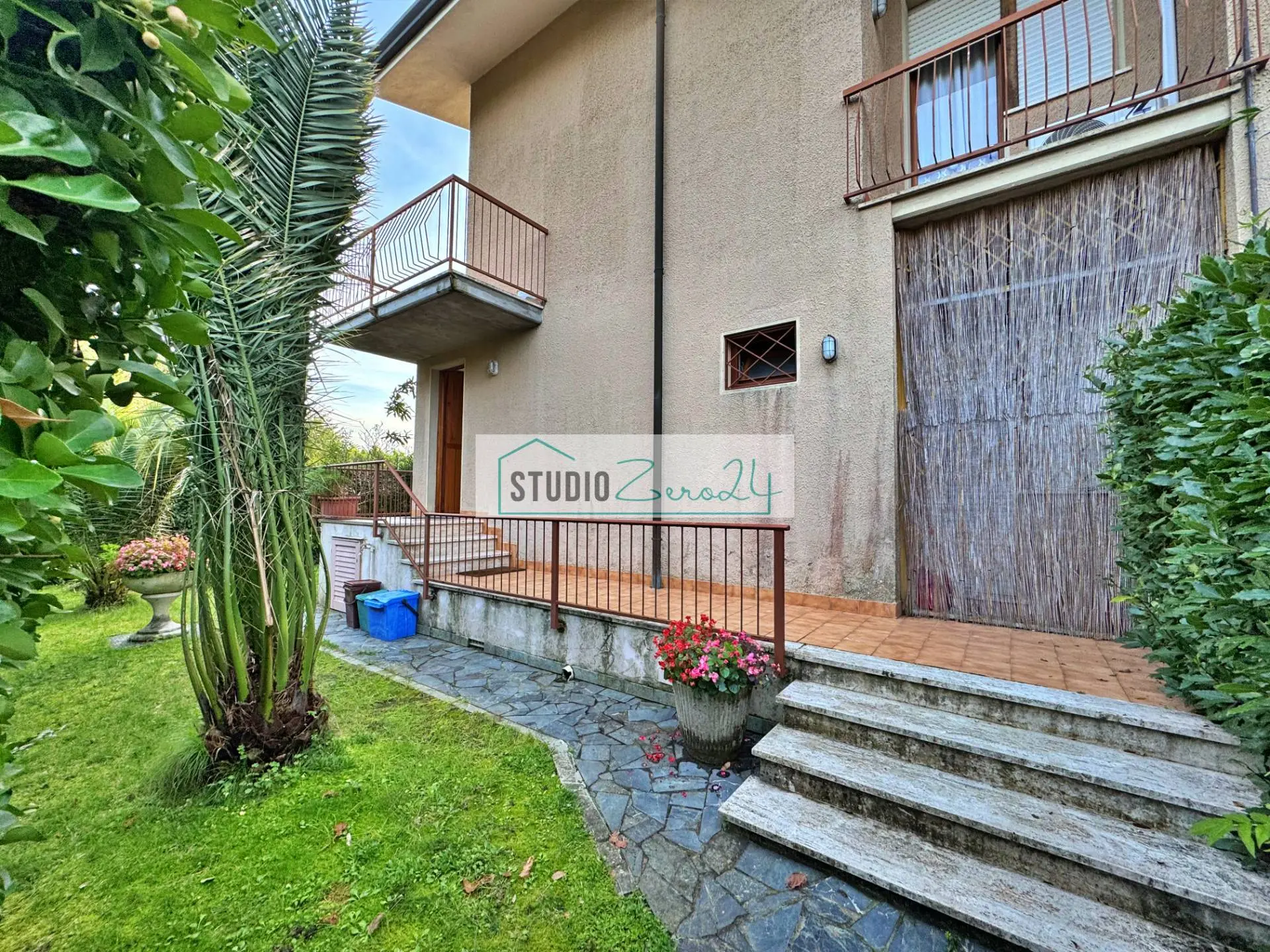 Immagine per Villetta a schiera in vendita a Pietrasanta Via Adua 35