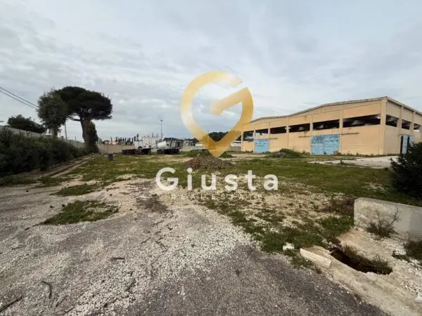 Capannone Industriale via Giovanni Battista Amici 3, Brindisi