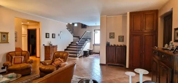 Villa via Guido Gozzano 22, Vistrorio