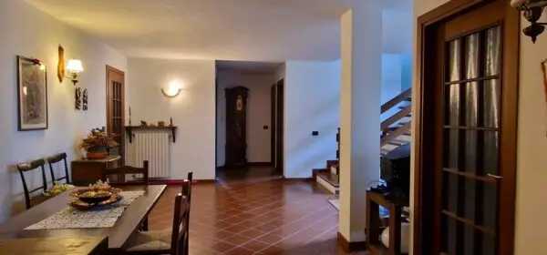Villa via Guido Gozzano 22, Vistrorio
