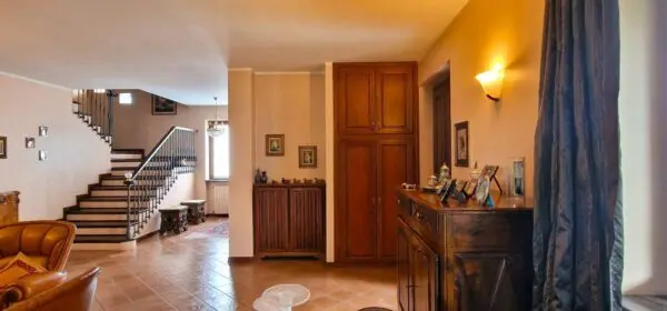 Villa via Guido Gozzano 22, Vistrorio