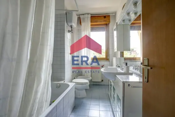 Appartamento viale Degli Eroi Di Rodi 85, Roma