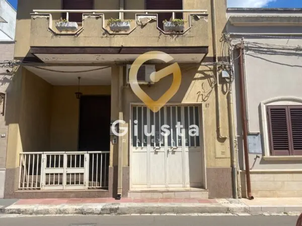 Casa Indipendente via Cristoforo Colombo 57, San Pietro Vernotico