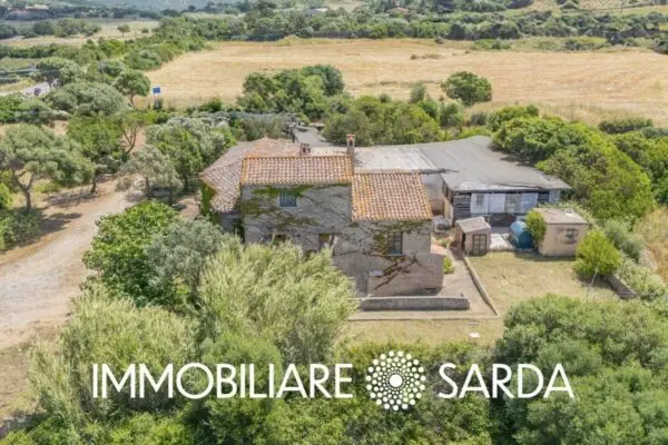 Locale Commerciale SS 133 - Loc. Scopa, Padru
