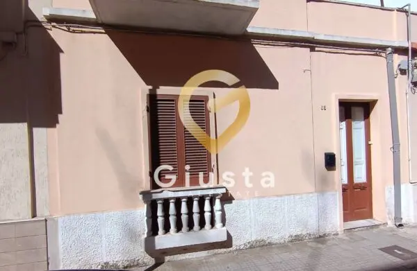 Casa Indipendente via Umbria 5, Brindisi